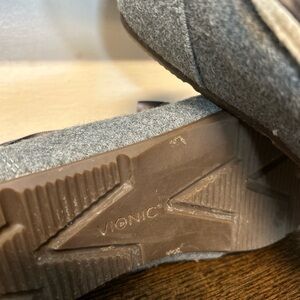 Vionic Charcoal Faux Fur Lined sleepers